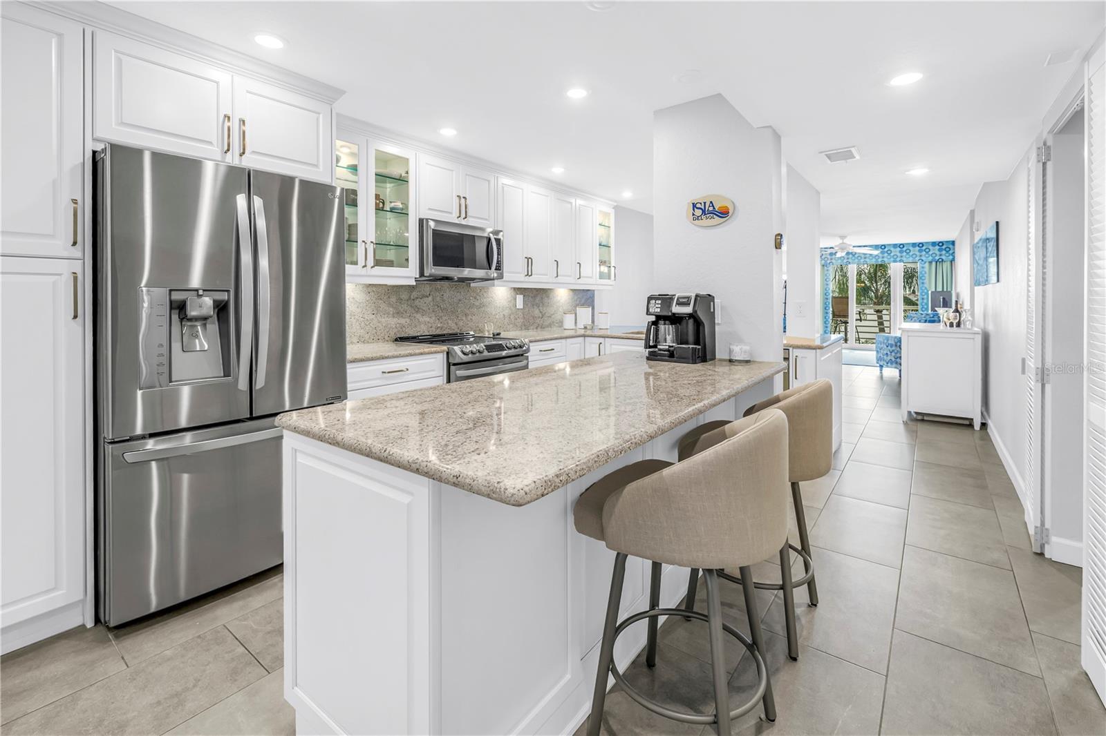 Image 8 of 41 For 6001 Bahia Del Mar Circle 328