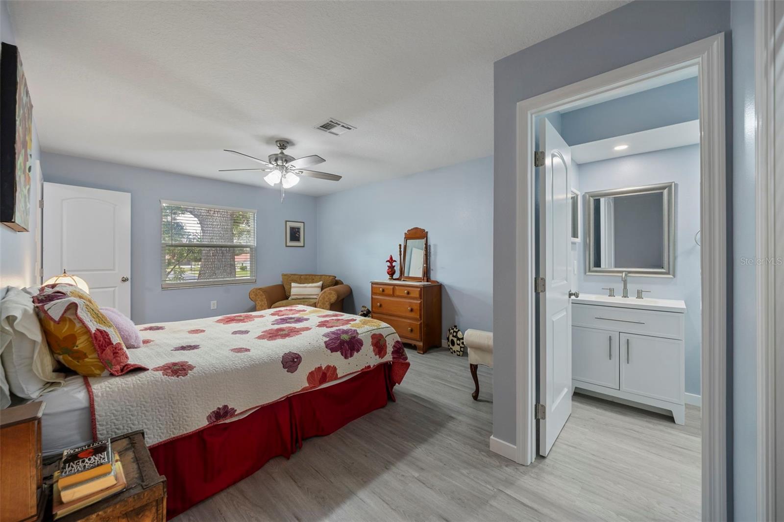 Image 9 of 49 For 8034 Merrimac Drive