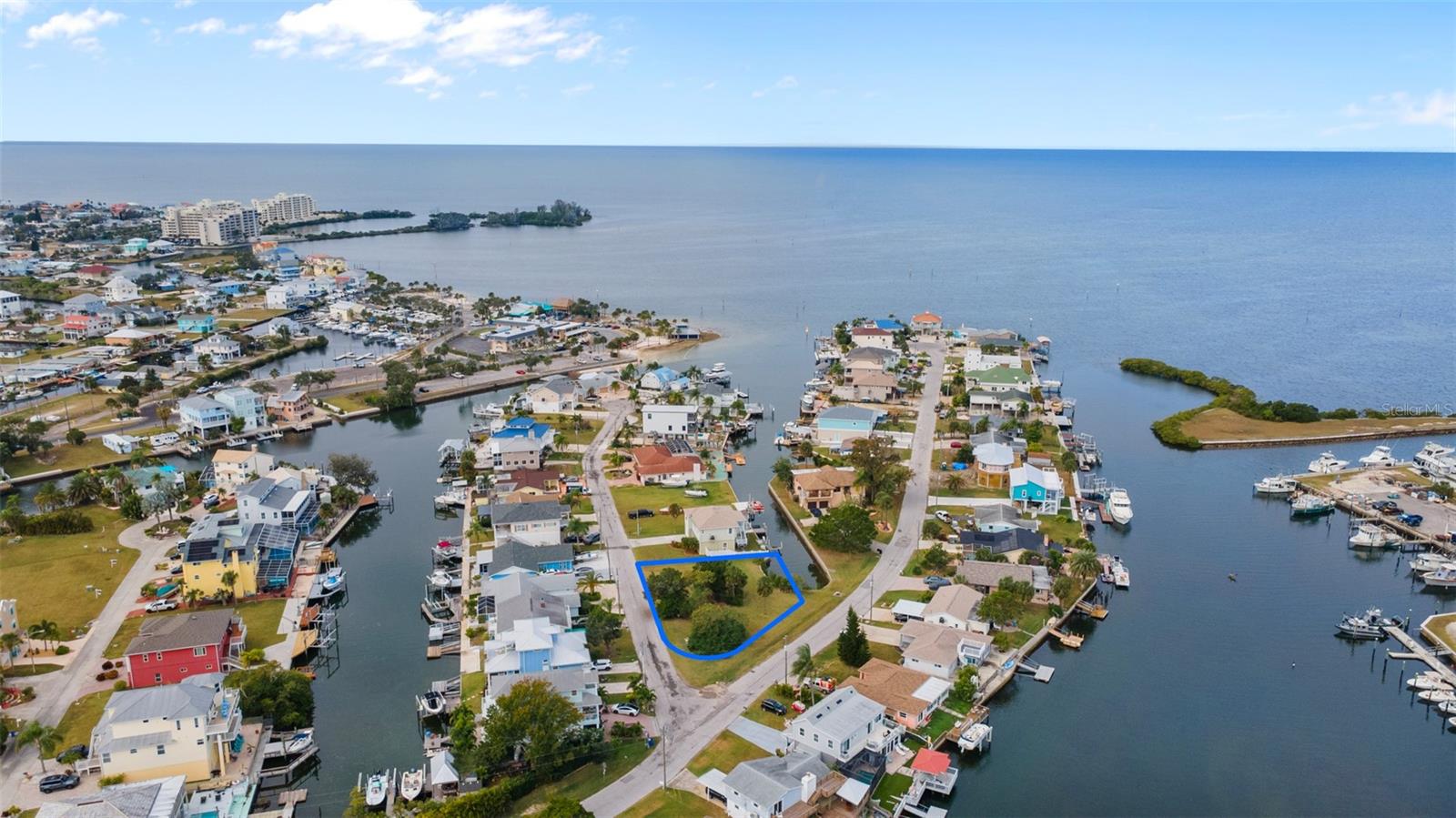 Image 12 of 19 For 6535 Yvette Drive