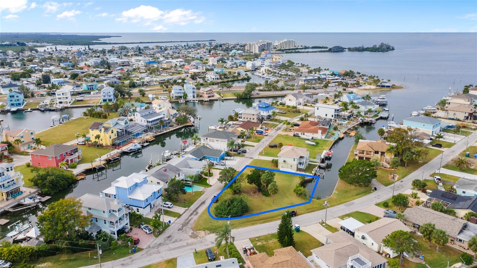 Image 5 of 19 For 6535 Yvette Drive