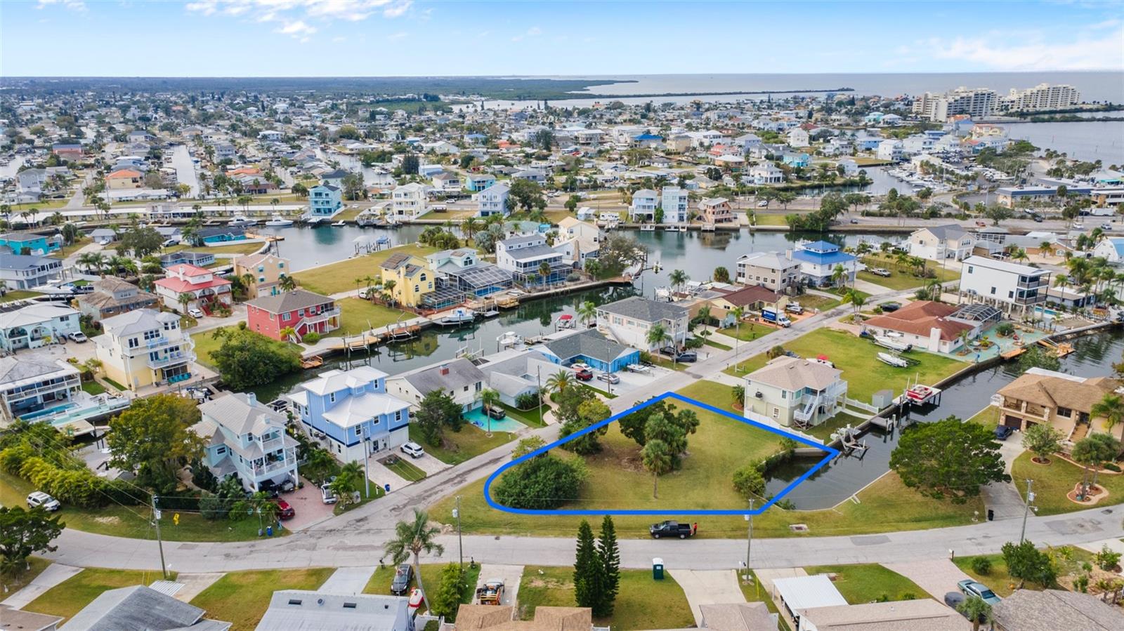 Image 6 of 19 For 6535 Yvette Drive