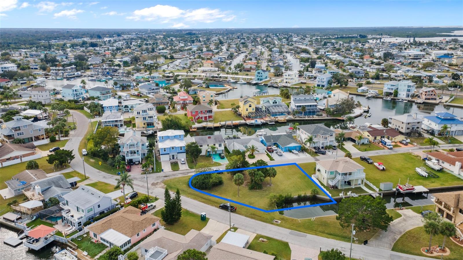 Image 7 of 19 For 6535 Yvette Drive