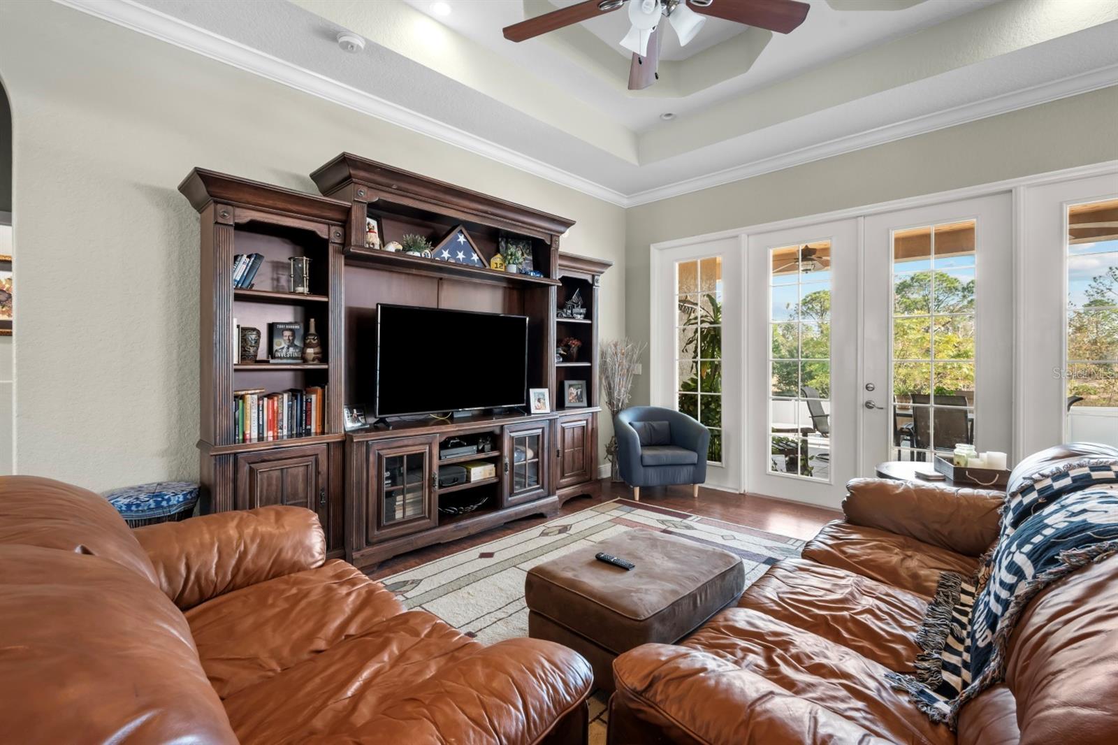 Image 10 of 43 For 2430 Evenglow Avenue