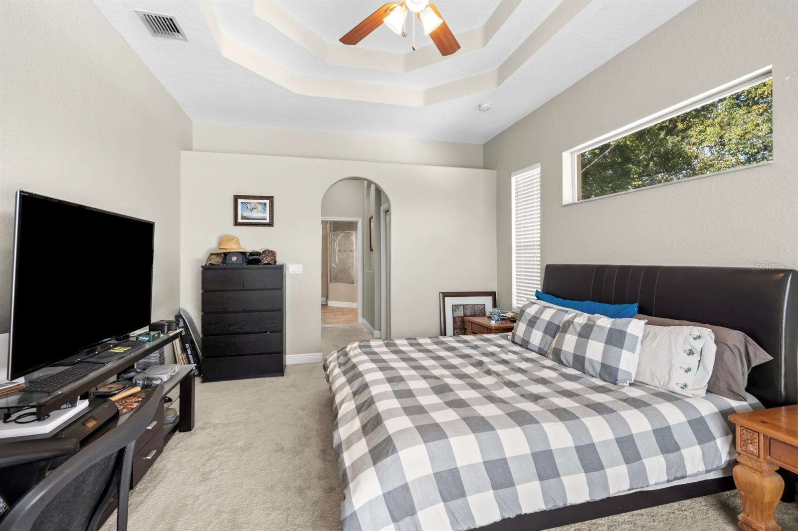 Image 16 of 43 For 2430 Evenglow Avenue