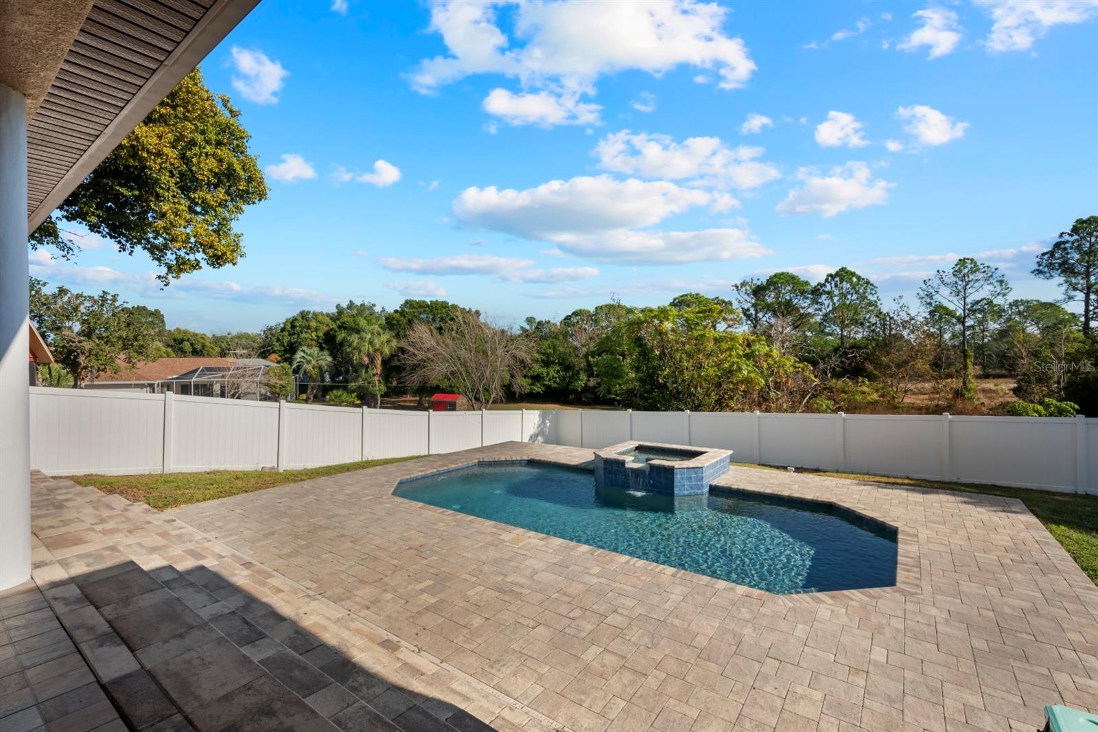 Image 35 of 43 For 2430 Evenglow Avenue