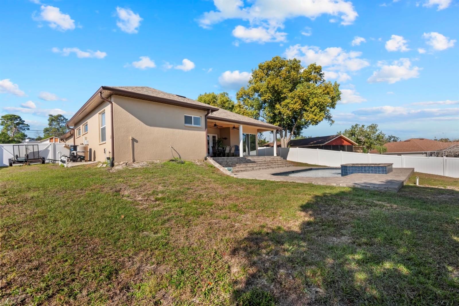 Image 39 of 43 For 2430 Evenglow Avenue