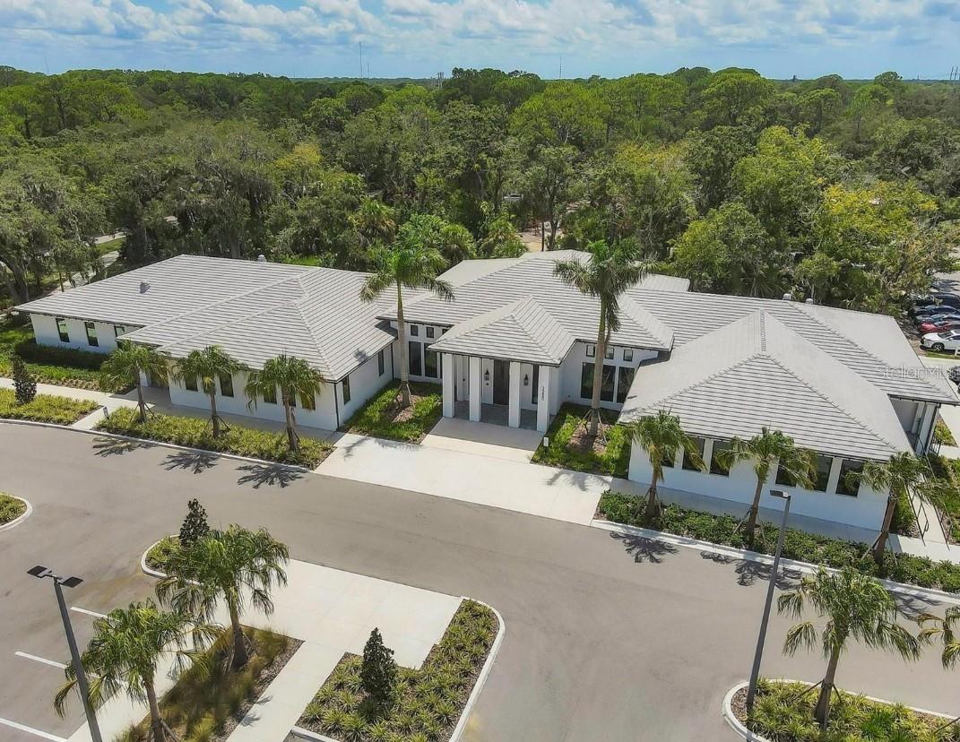 Image 34 of 45 For 2960 Sandringham Place