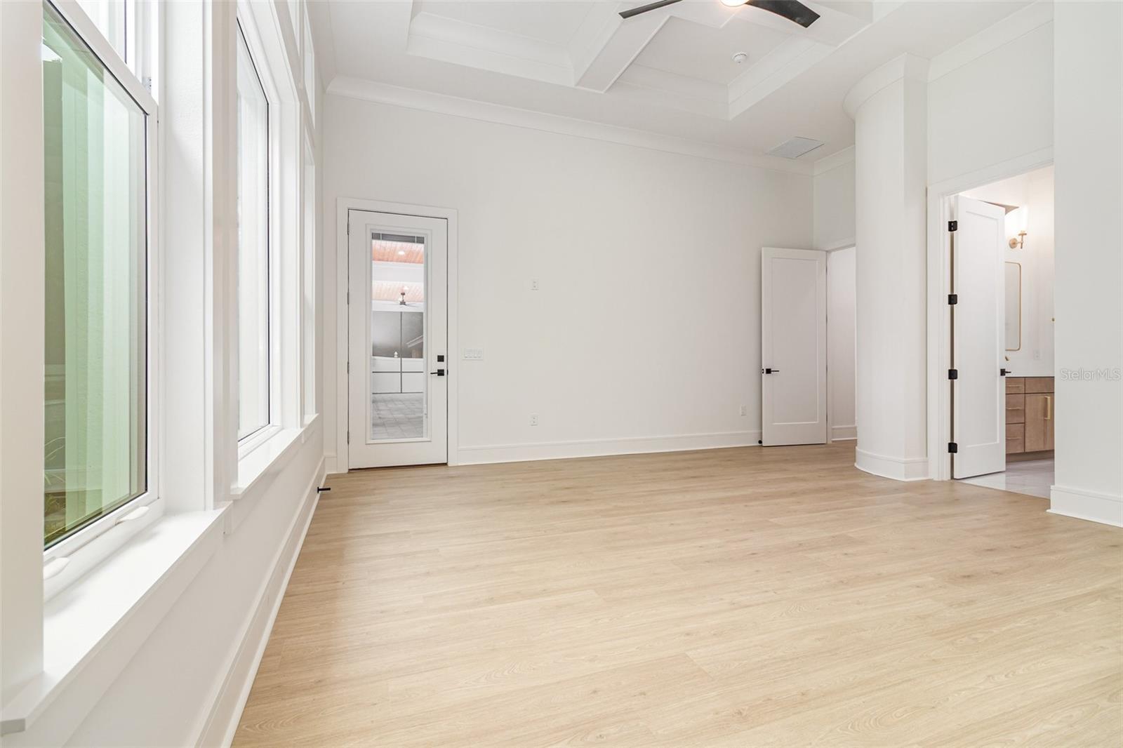 Image 15 of 33 For 101 Hallmark Court