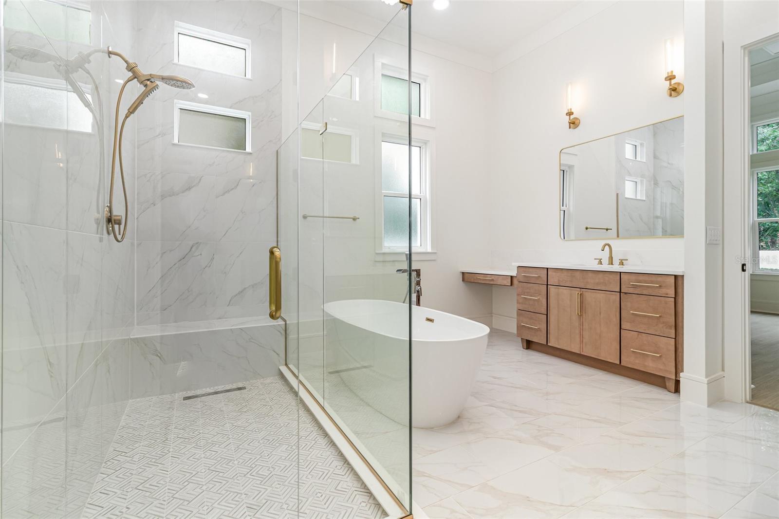 Image 17 of 33 For 101 Hallmark Court