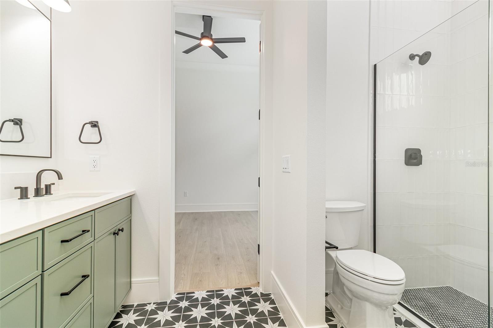 Image 21 of 33 For 101 Hallmark Court