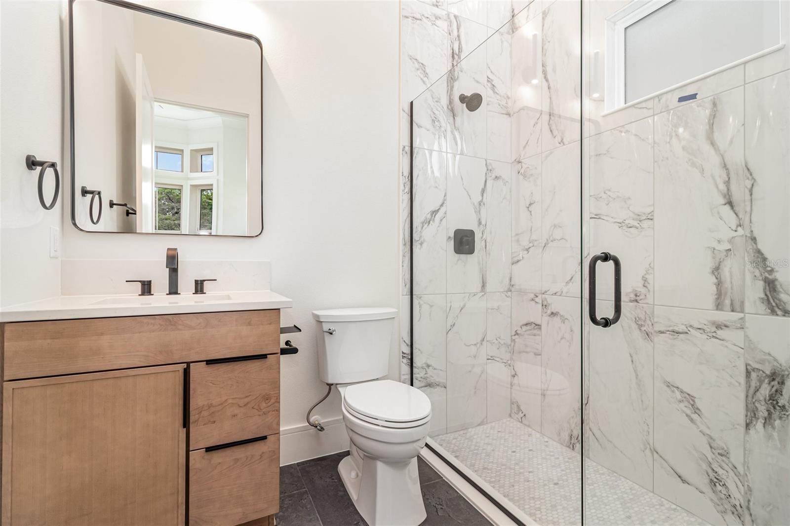 Image 24 of 33 For 101 Hallmark Court