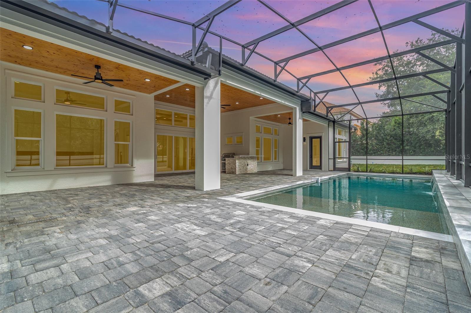 Image 27 of 33 For 101 Hallmark Court