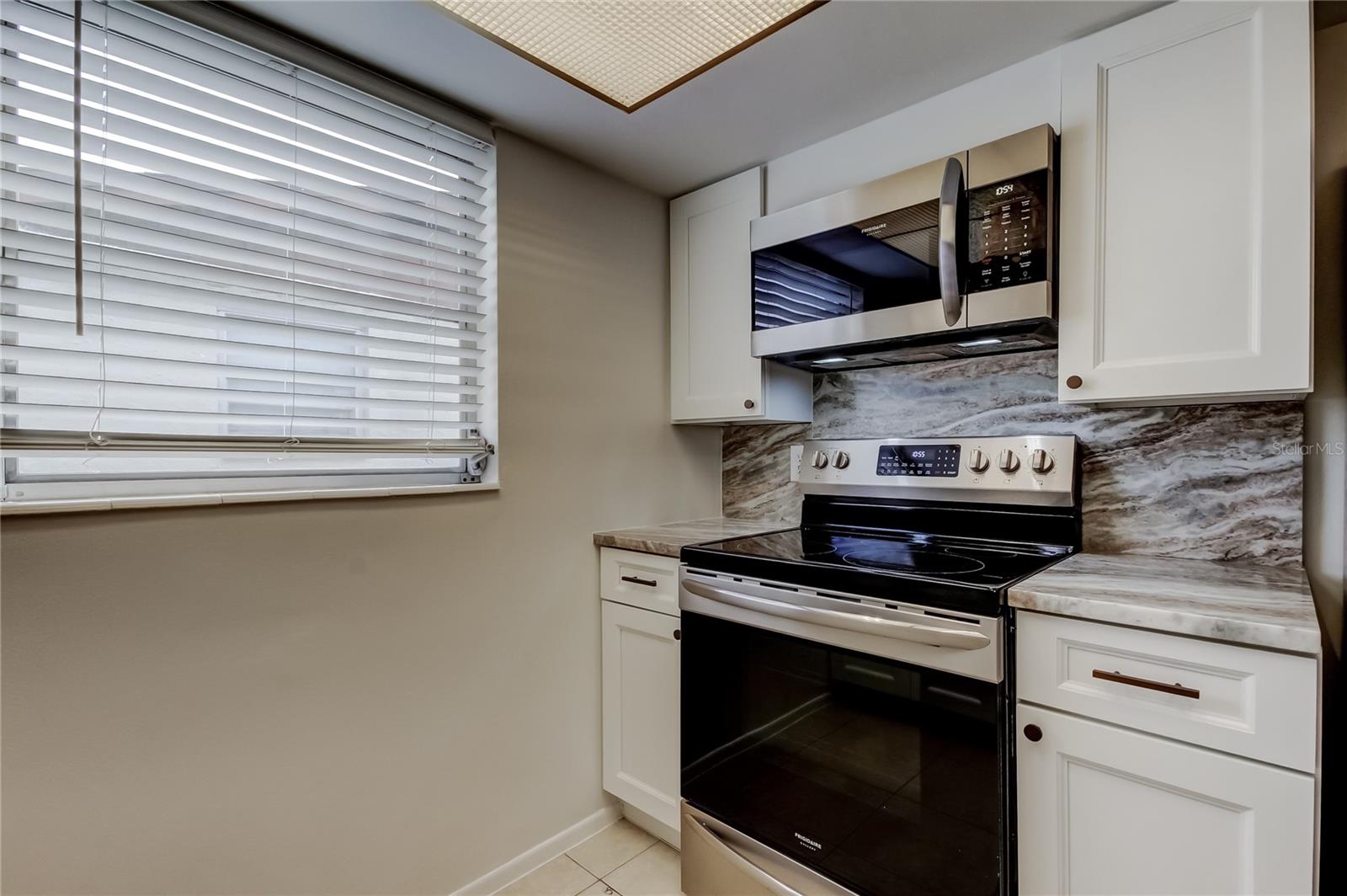 Image 19 of 47 For 5753 Bantam Avenue