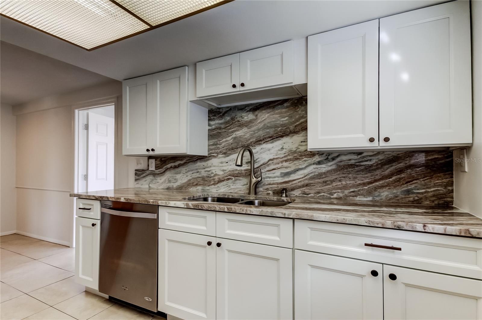 Image 21 of 47 For 5753 Bantam Avenue