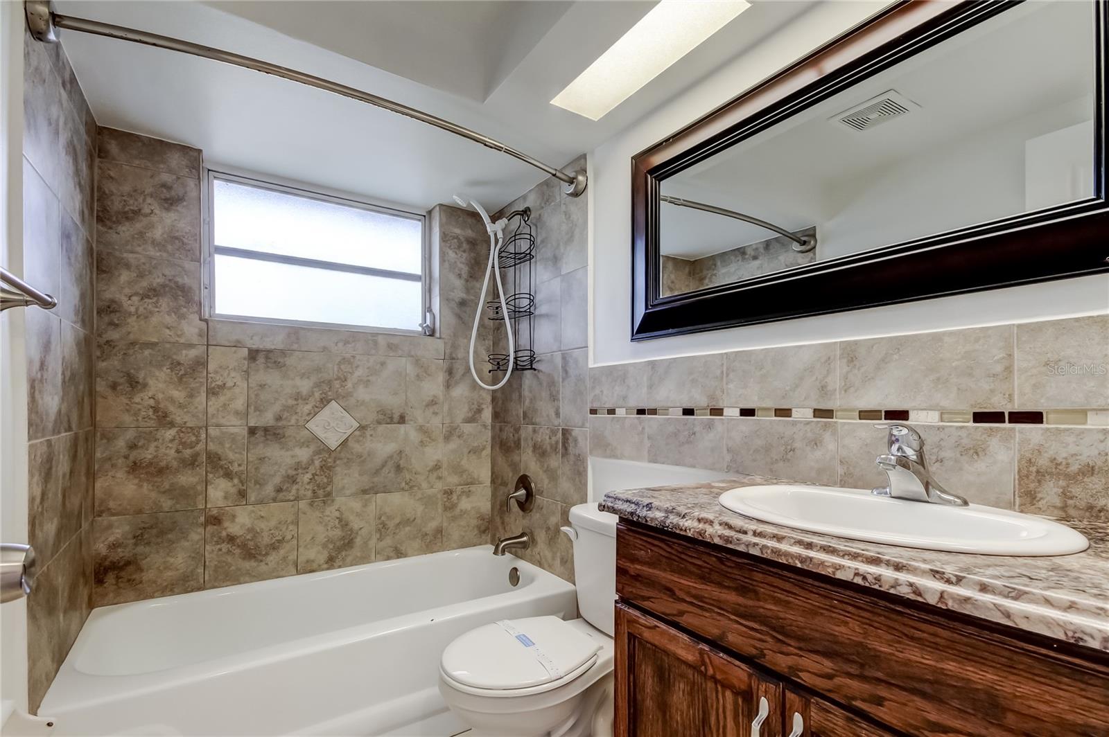 Image 26 of 47 For 5753 Bantam Avenue