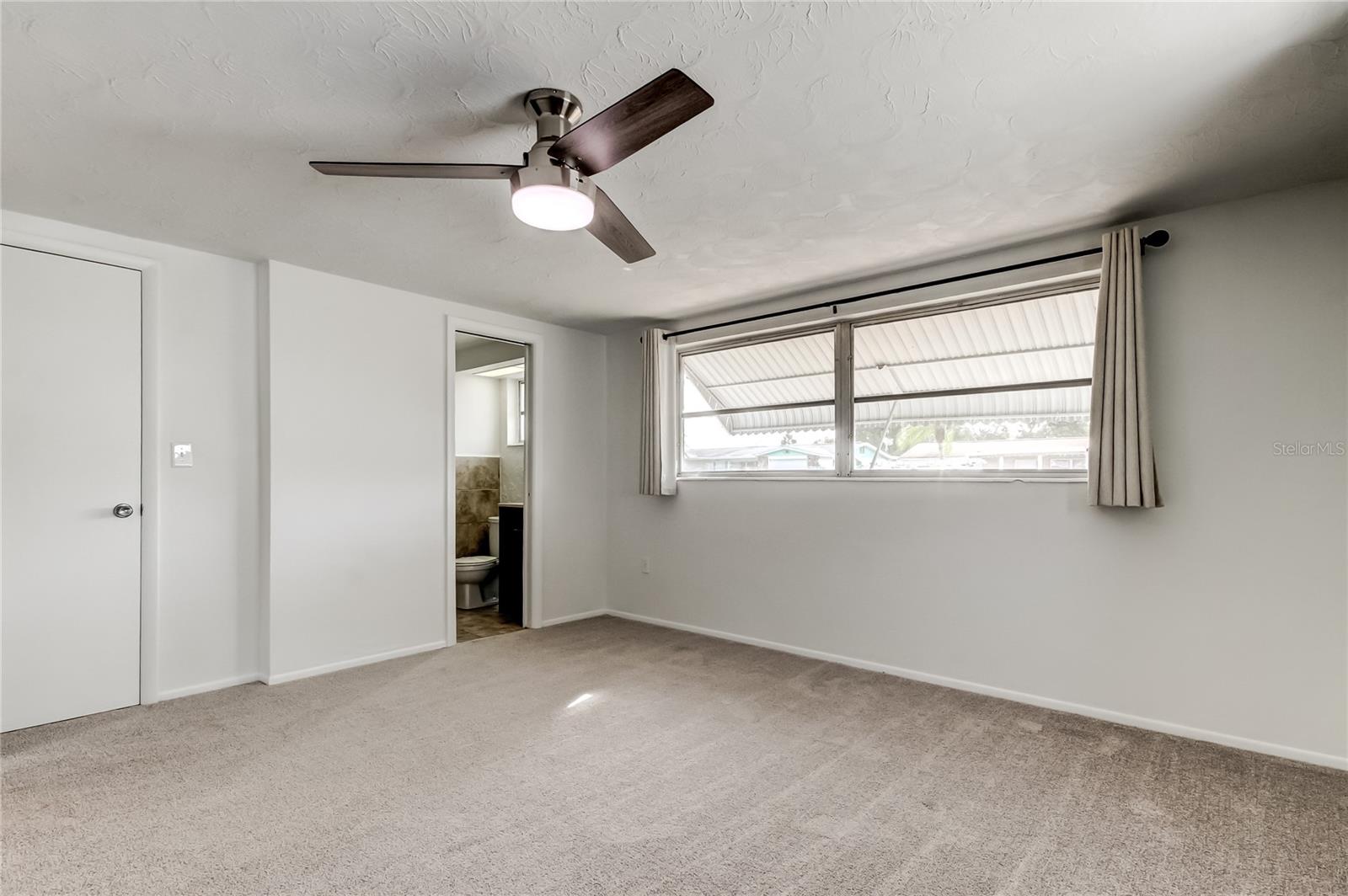 Image 29 of 47 For 5753 Bantam Avenue