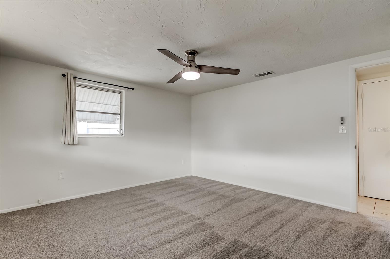 Image 31 of 47 For 5753 Bantam Avenue