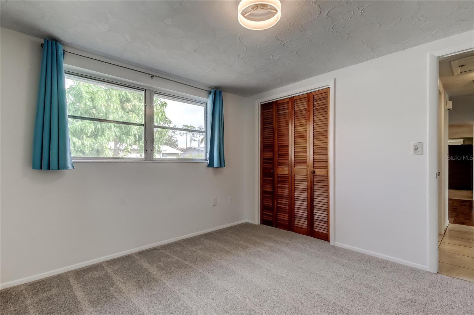 Image 37 of 47 For 5753 Bantam Avenue