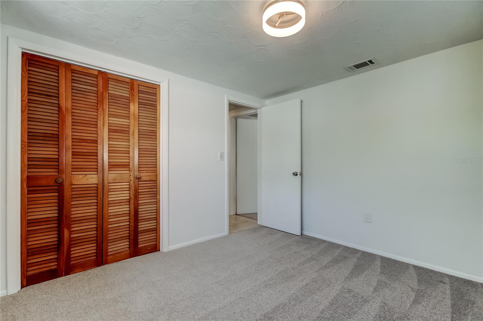 Image 38 of 47 For 5753 Bantam Avenue