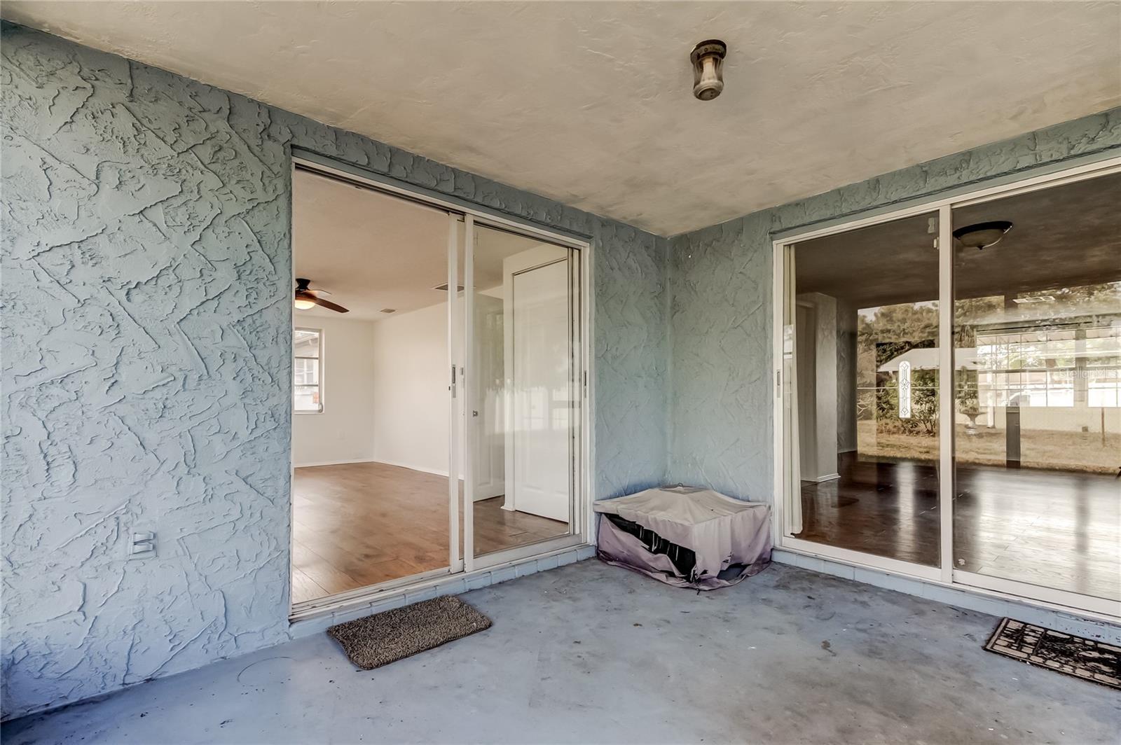 Image 42 of 47 For 5753 Bantam Avenue