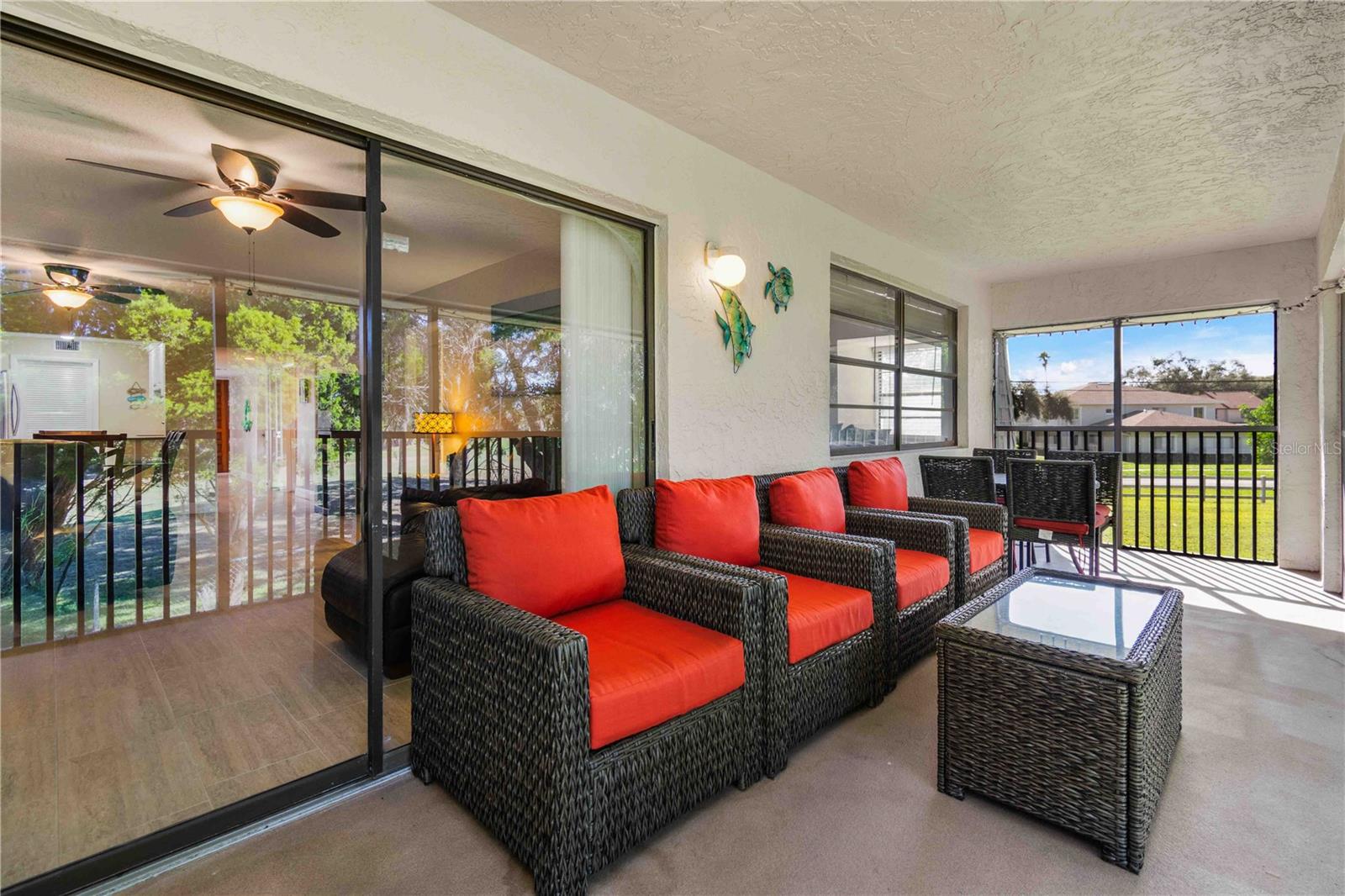 Image 19 of 61 For 2980 Haines Bayshore Road 160