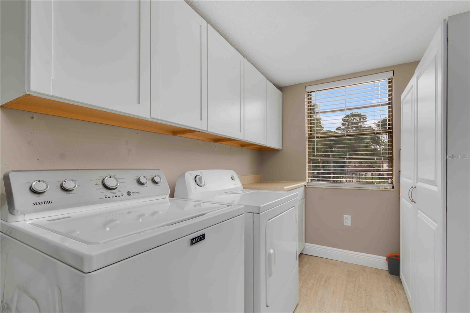 Image 35 of 61 For 2980 Haines Bayshore Road 160