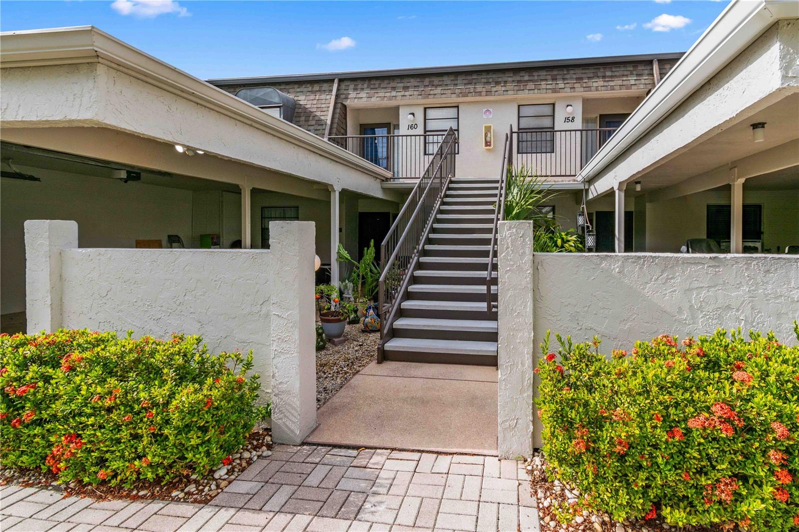 Image 6 of 61 For 2980 Haines Bayshore Road 160