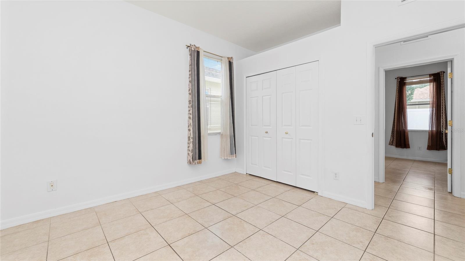 Image 17 of 40 For 7947 Terrace Ridge Drive