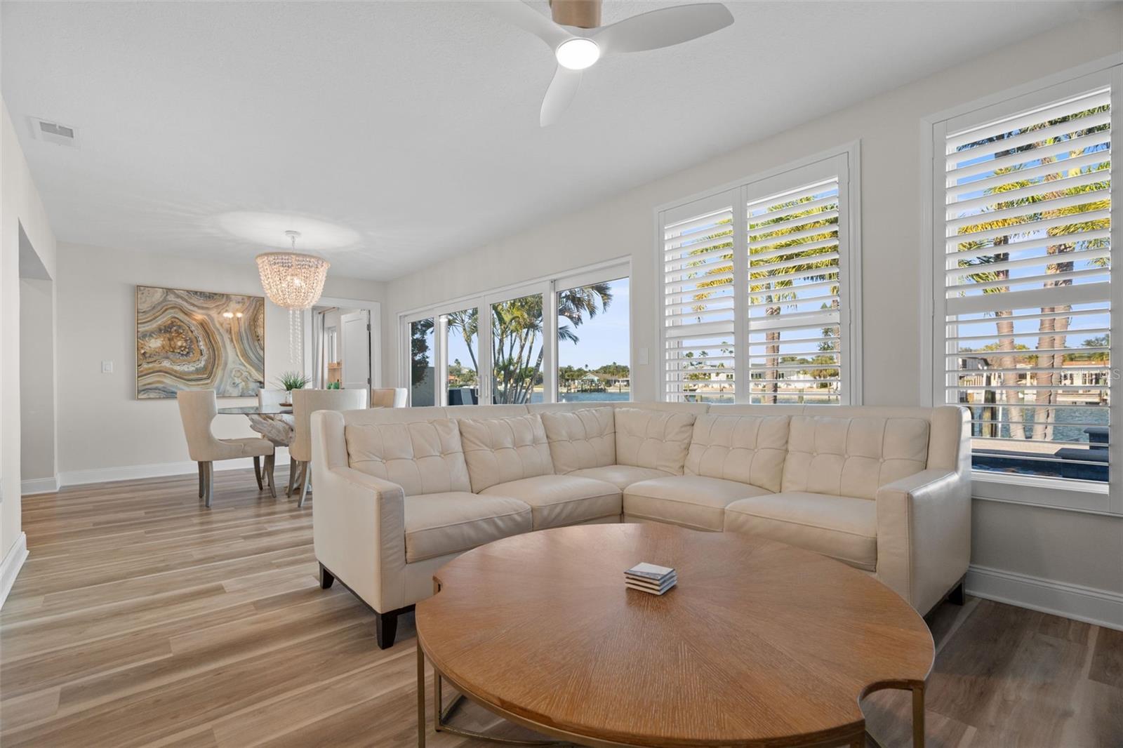 Image 15 of 47 For 280 Julia Circle