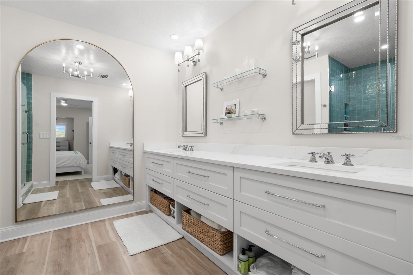 Image 34 of 47 For 280 Julia Circle