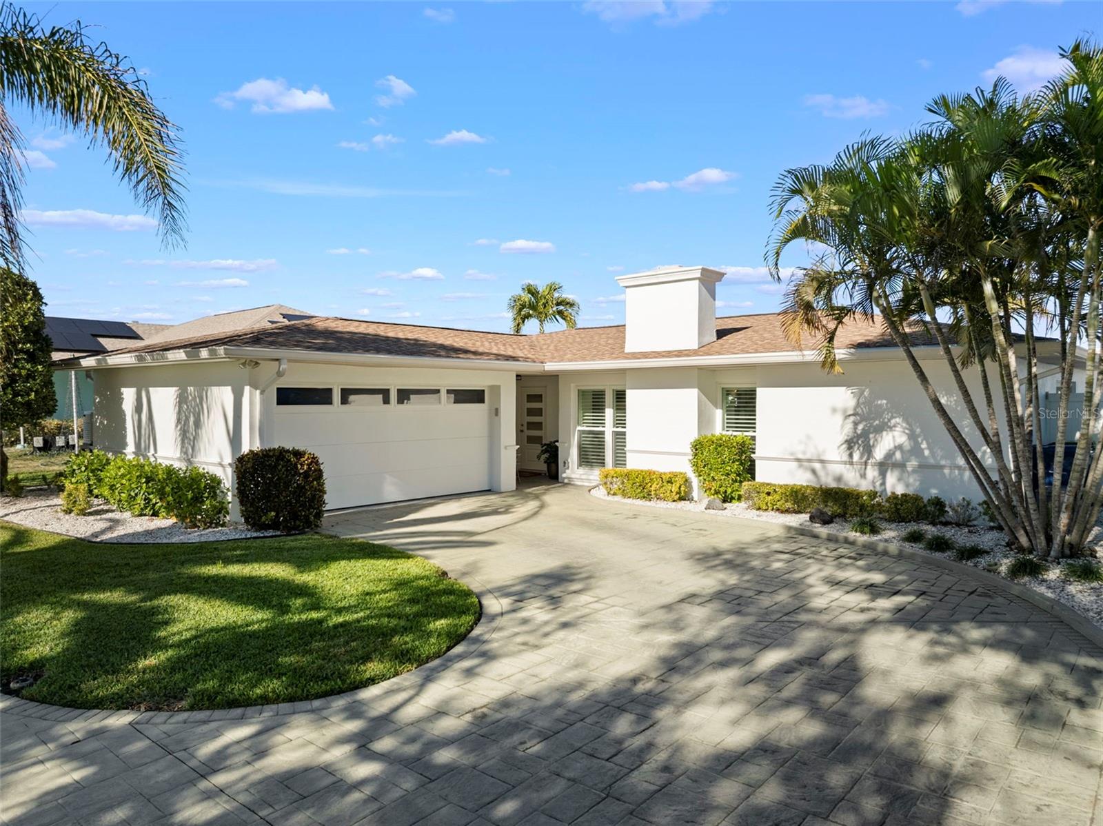 Image 6 of 47 For 280 Julia Circle