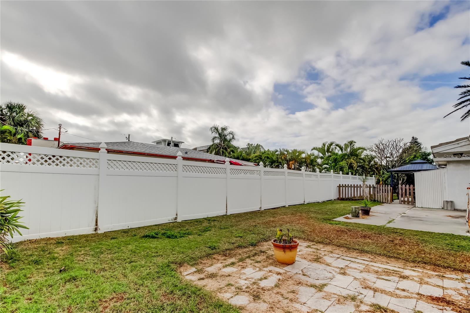 Image 16 of 41 For 245 145th Avenue E