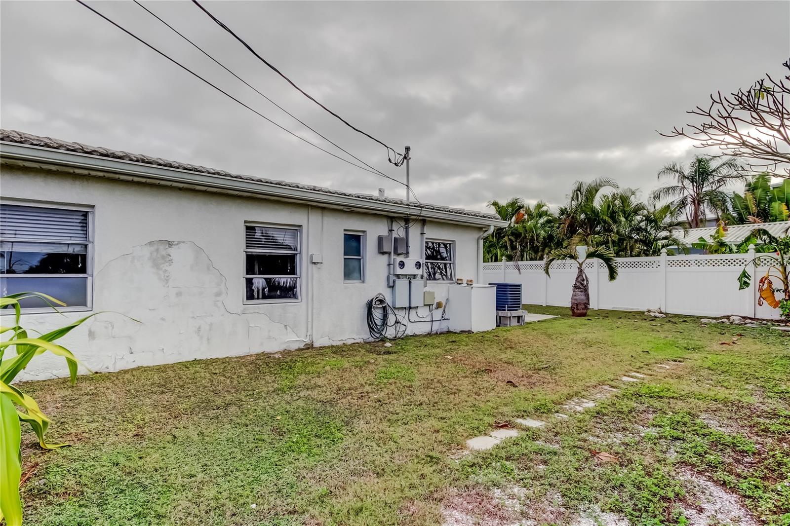 Image 21 of 41 For 245 145th Avenue E