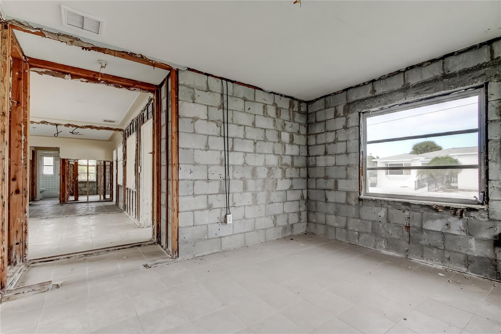 Image 27 of 41 For 245 145th Avenue E