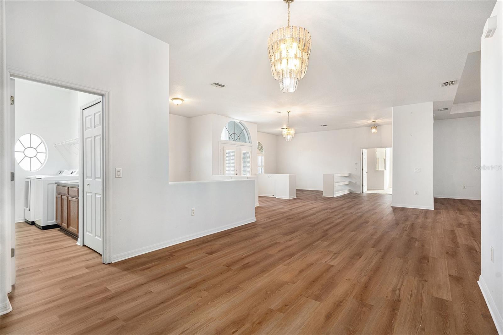 Image 10 of 38 For 7285 Nightwalker Road