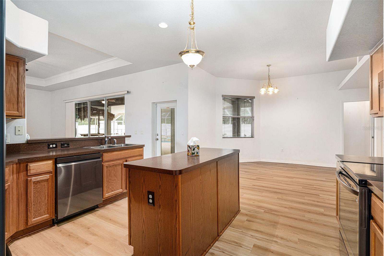 Image 16 of 38 For 7285 Nightwalker Road