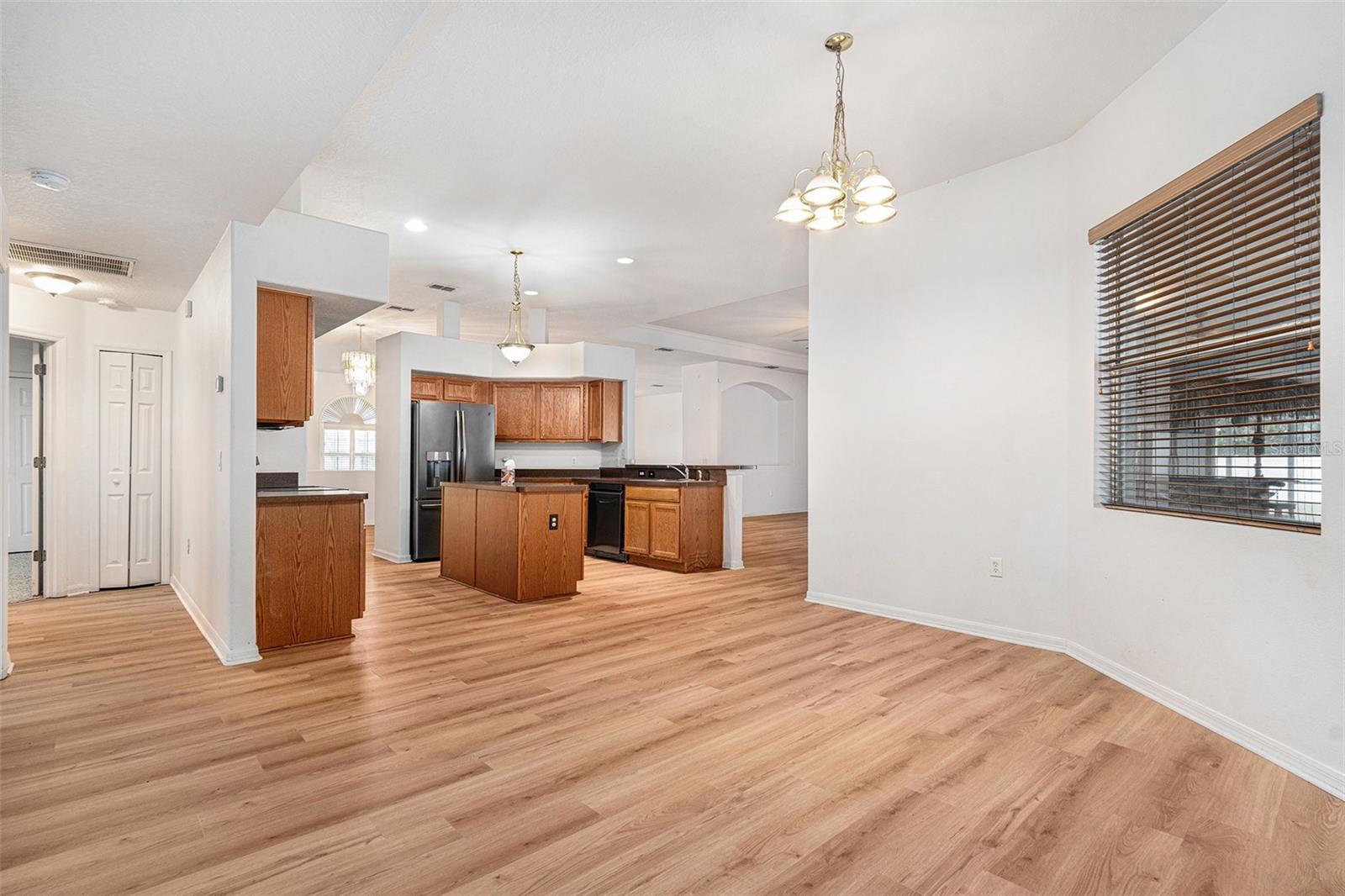 Image 17 of 38 For 7285 Nightwalker Road