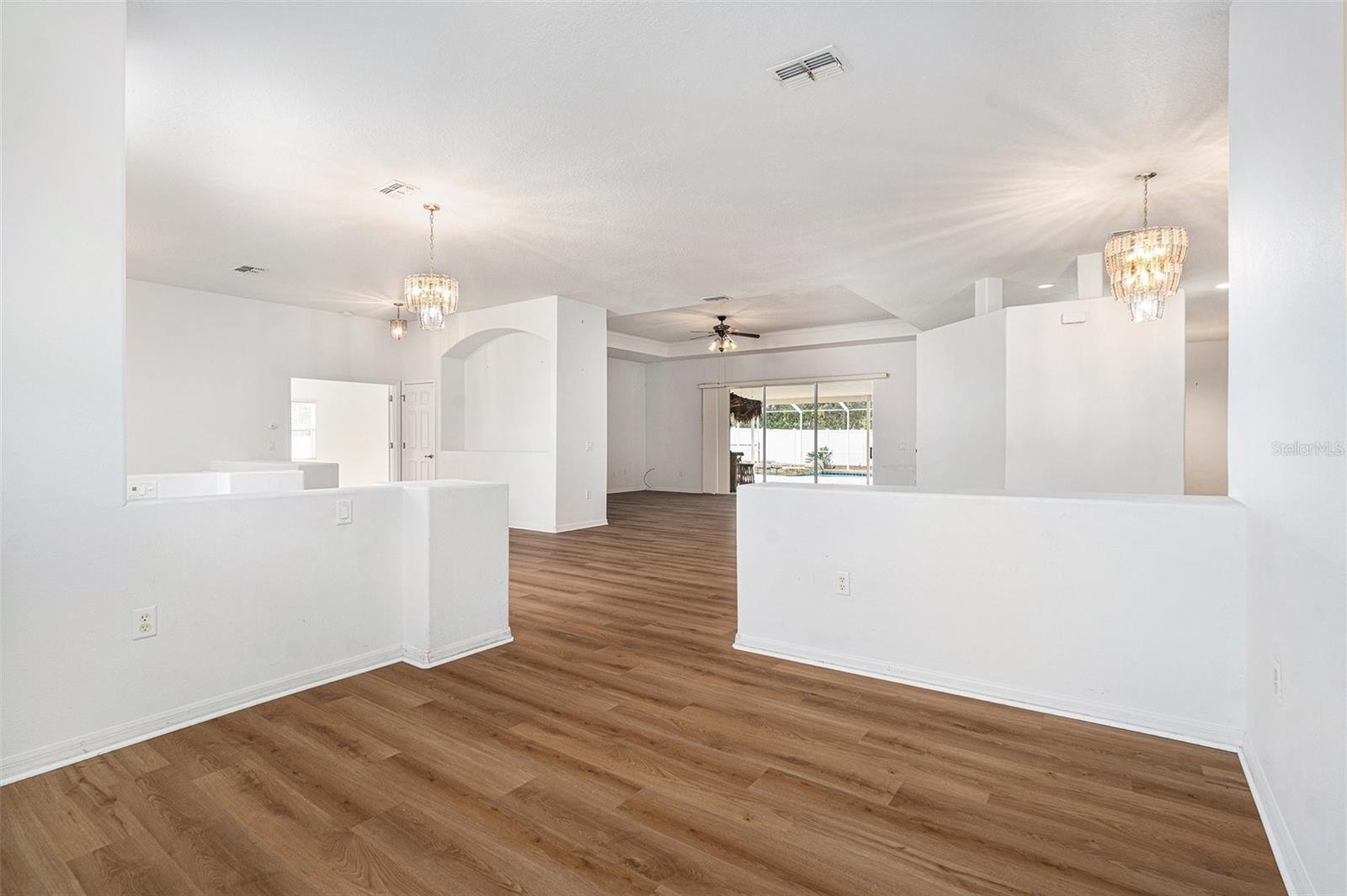 Image 8 of 38 For 7285 Nightwalker Road