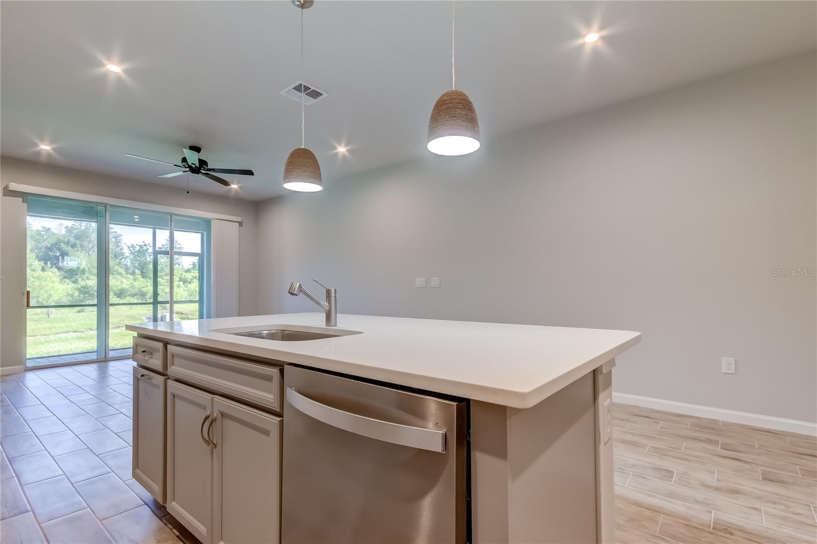 Image 14 of 50 For 8341 Wildflower Glen Avenue