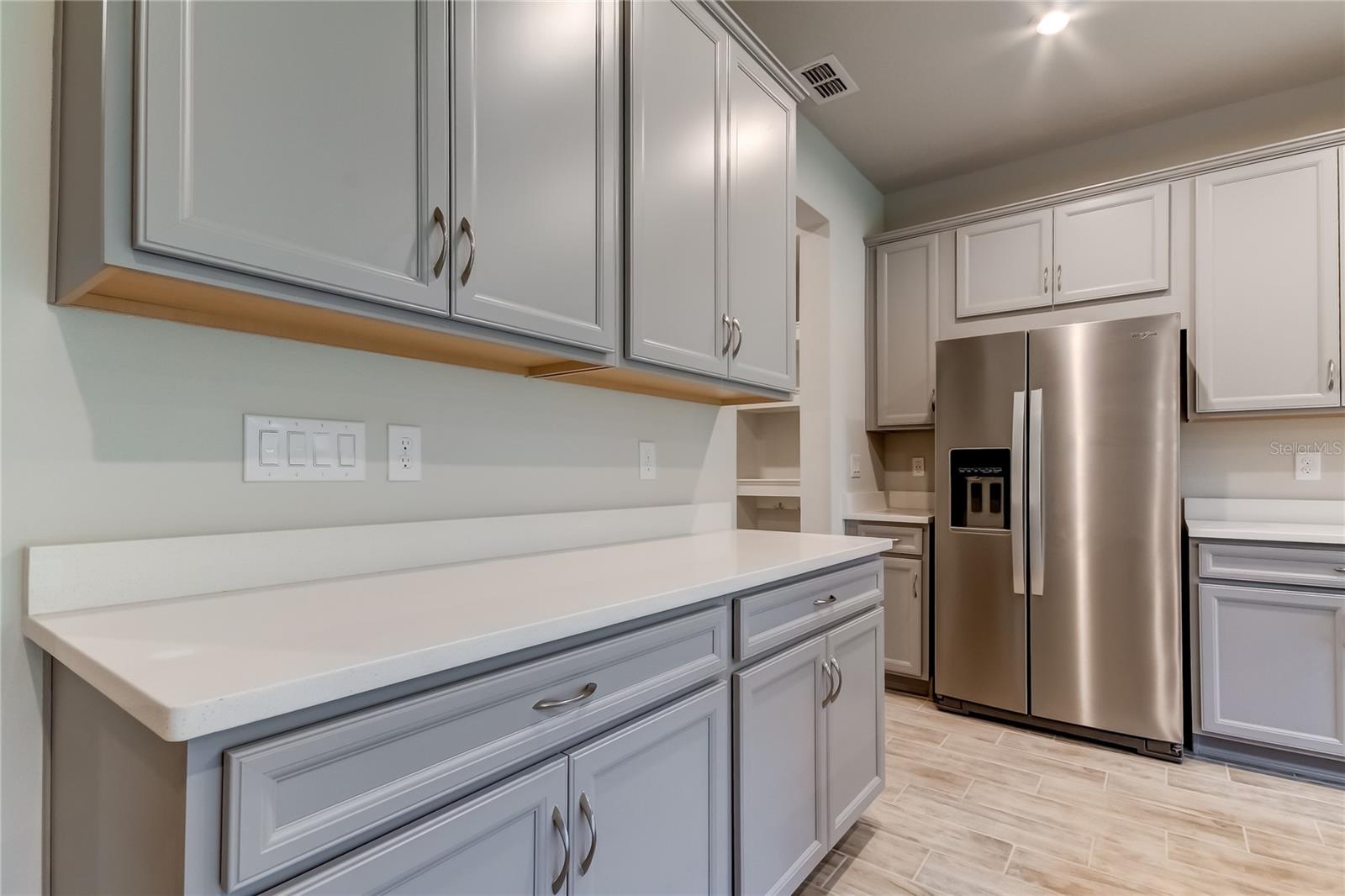 Image 18 of 50 For 8341 Wildflower Glen Avenue