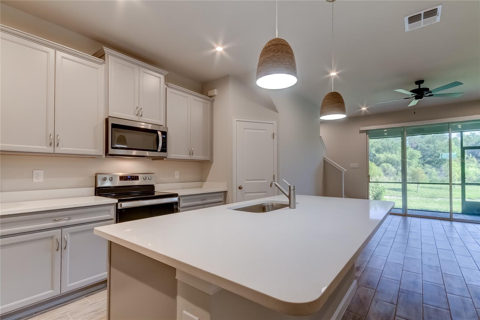 Image 19 of 50 For 8341 Wildflower Glen Avenue