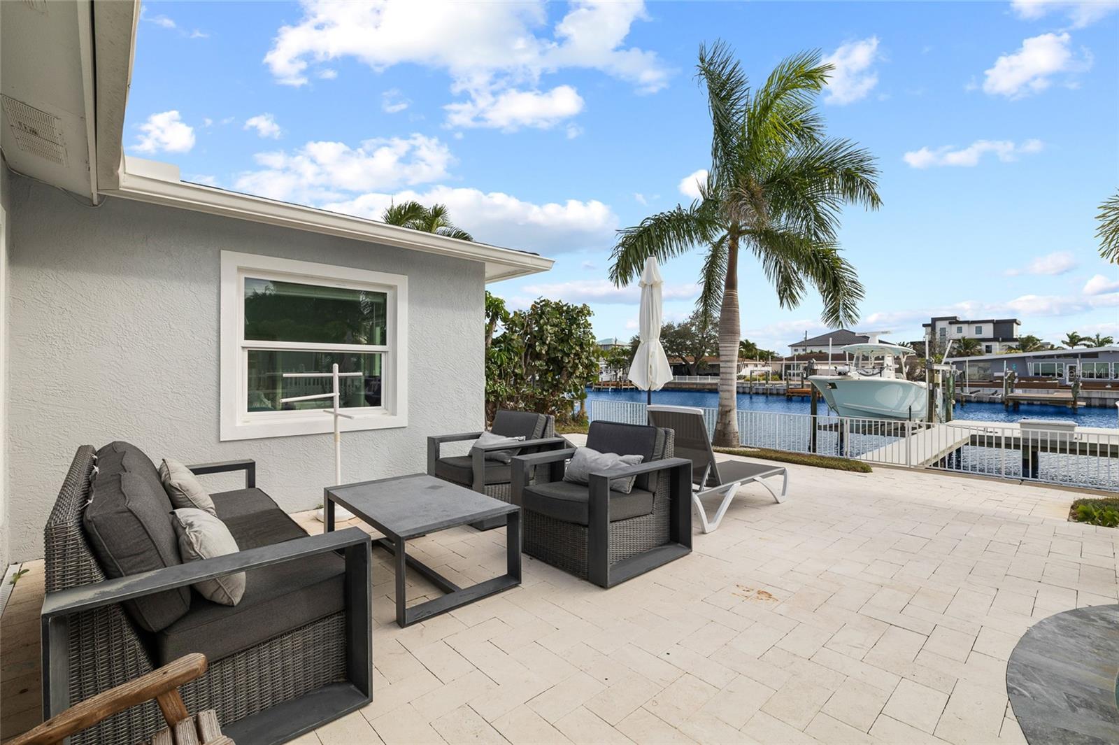 Image 34 of 48 For 7990 Causeway Boulevard S