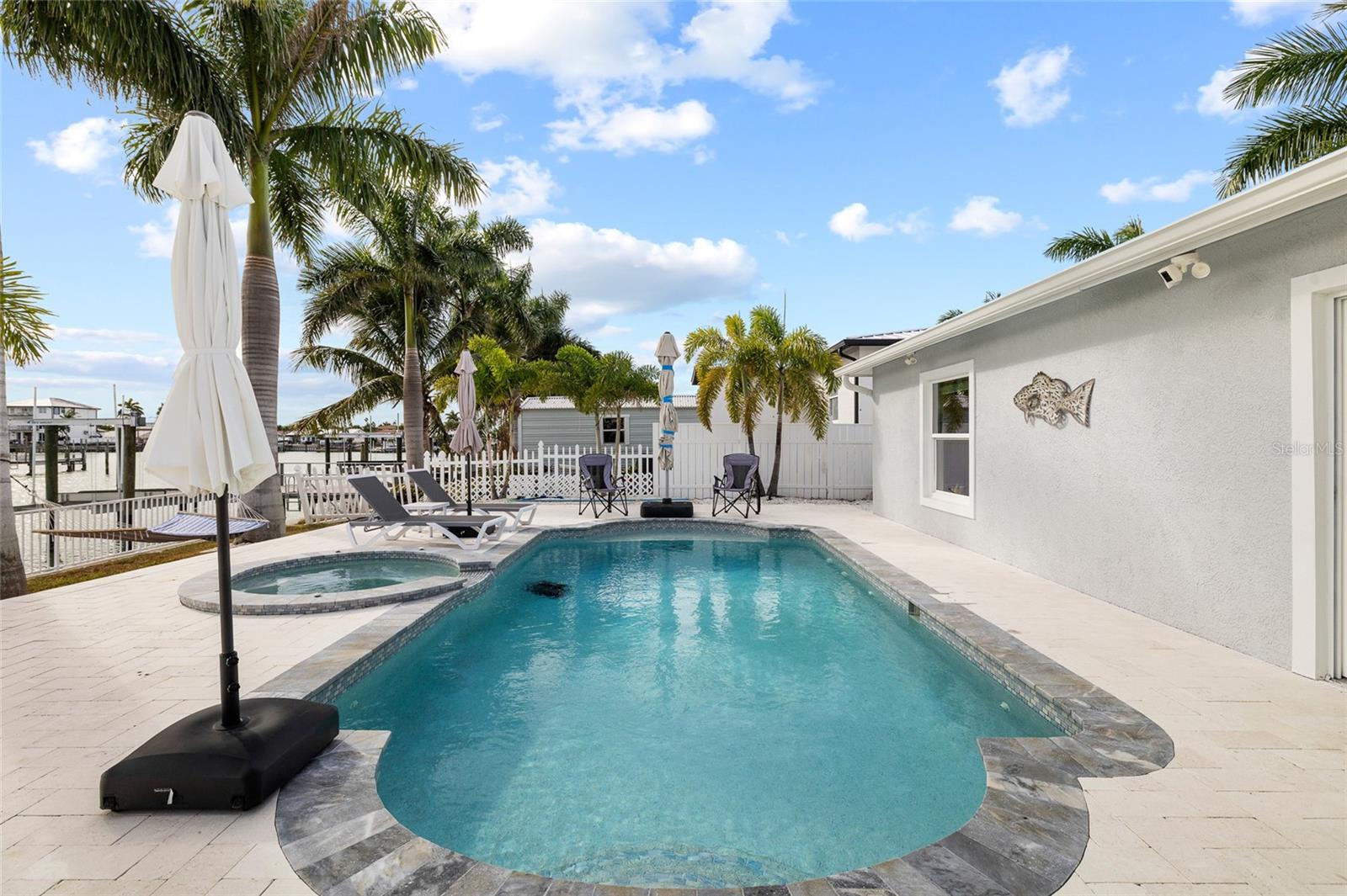 Image 35 of 48 For 7990 Causeway Boulevard S