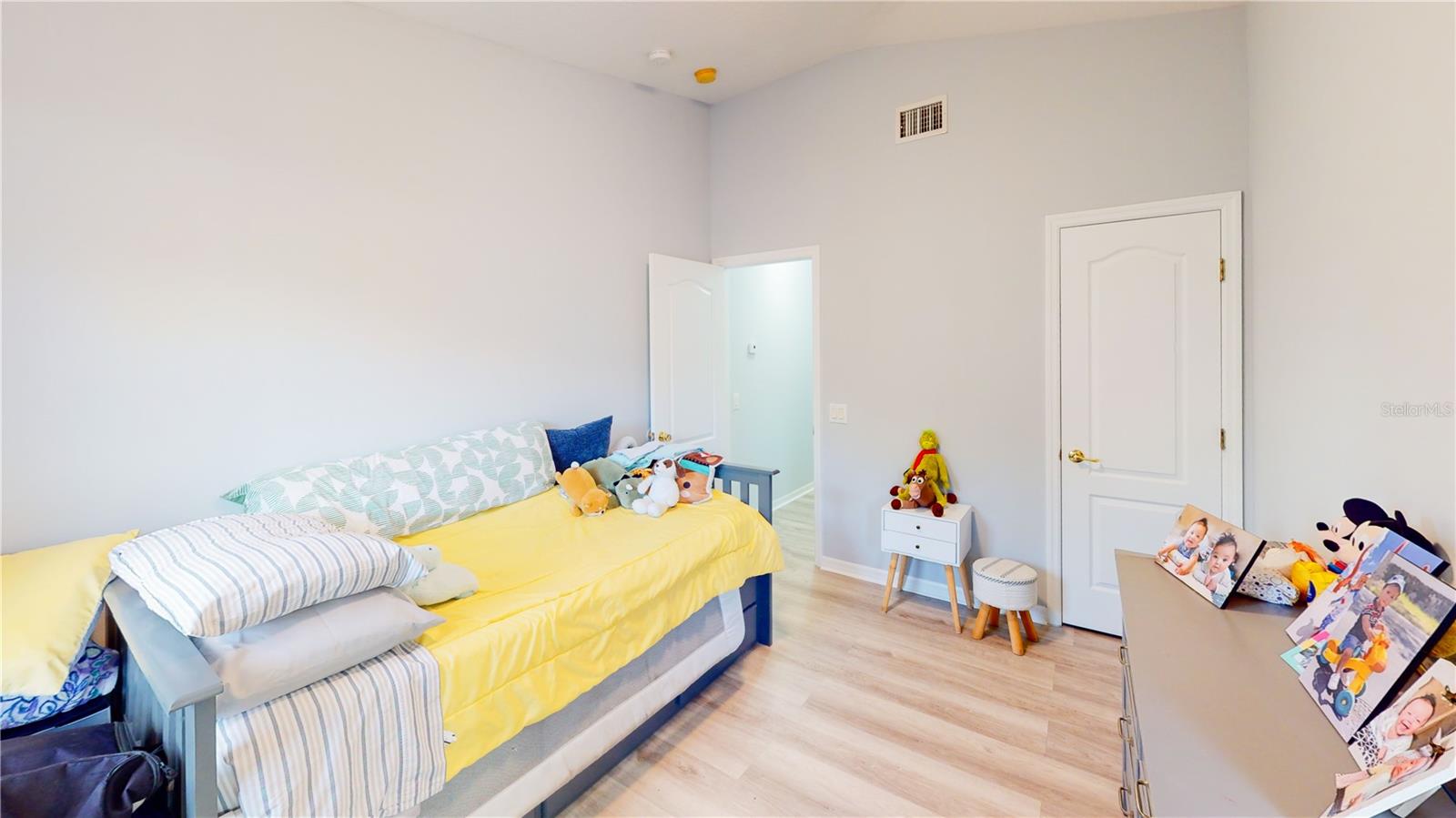 Image 11 of 14 For 12619 Kings Crossing Drive