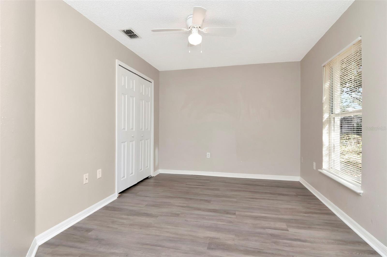 Image 22 of 33 For 11066 Avis Street