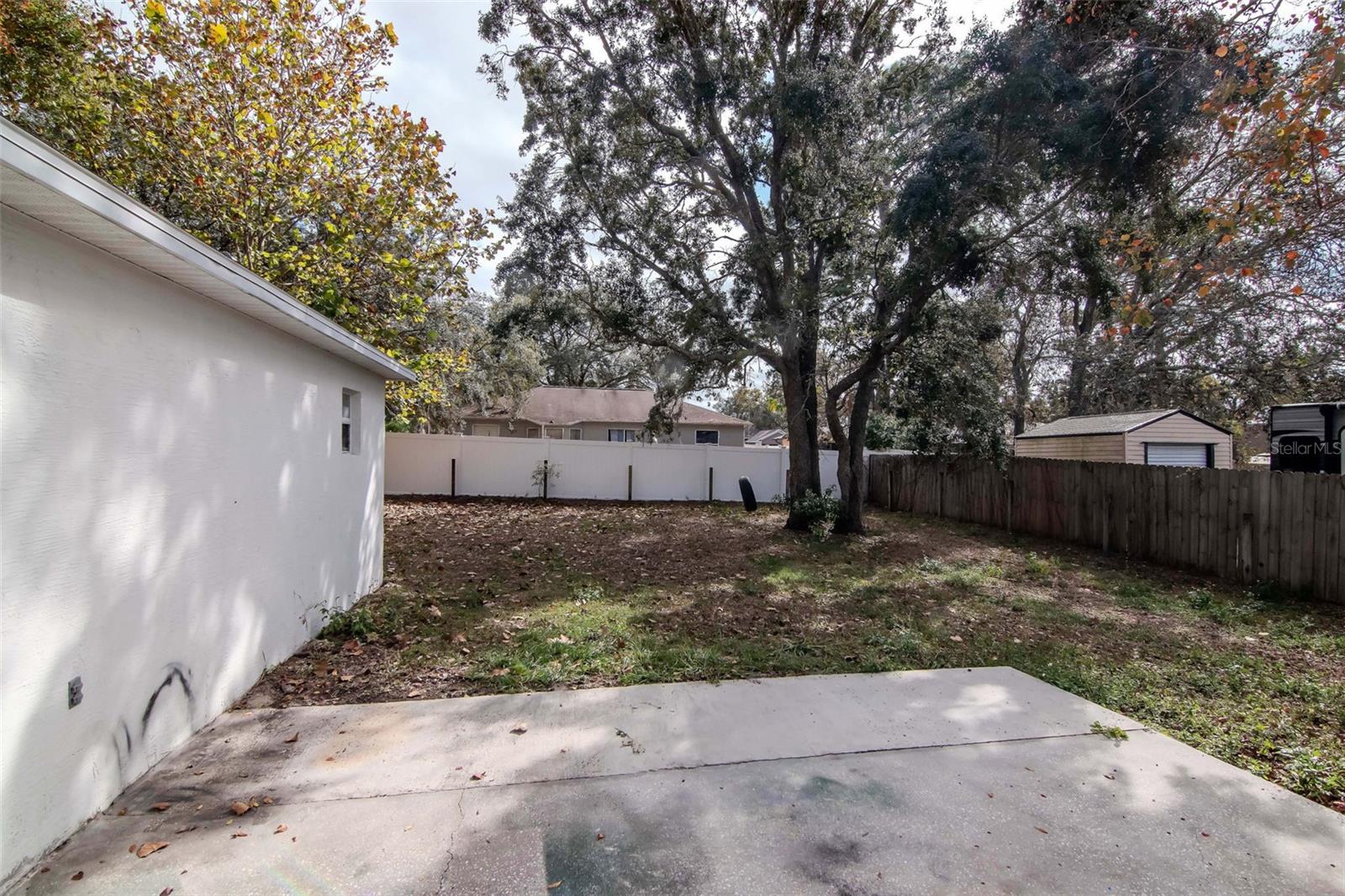 Image 27 of 33 For 11066 Avis Street