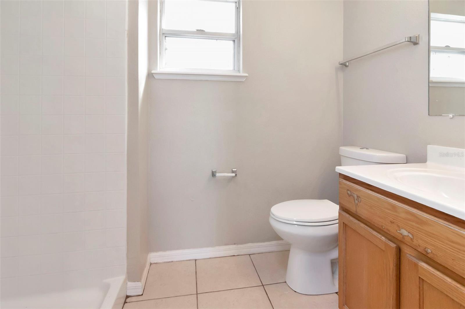 Image 7 of 33 For 11066 Avis Street