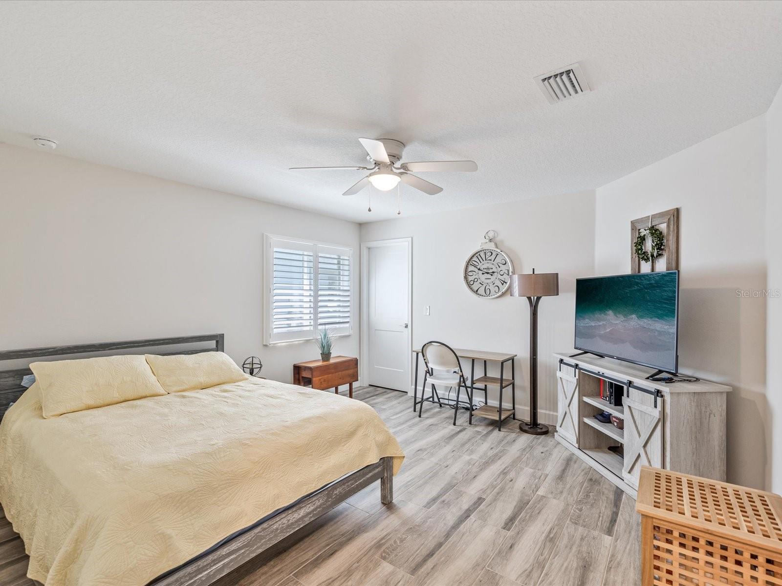 Image 7 of 18 For 1979 Whitney Oaks Boulevard