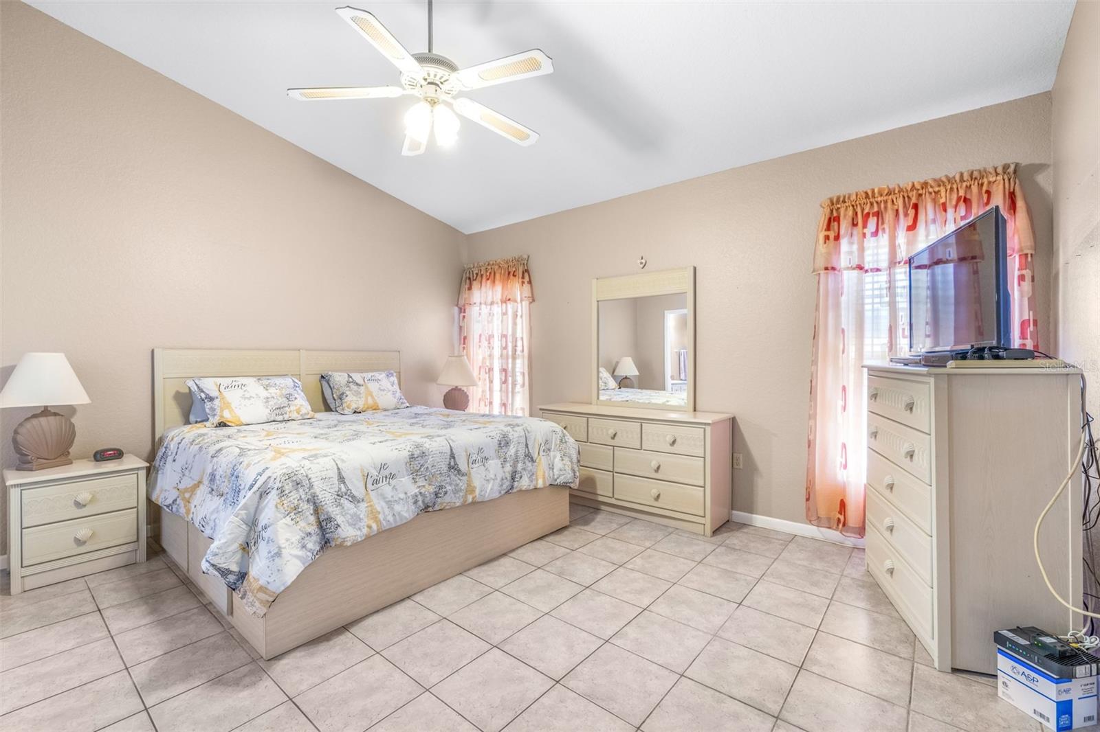 Listing photo id 34 for 714 Charlotte Avenue