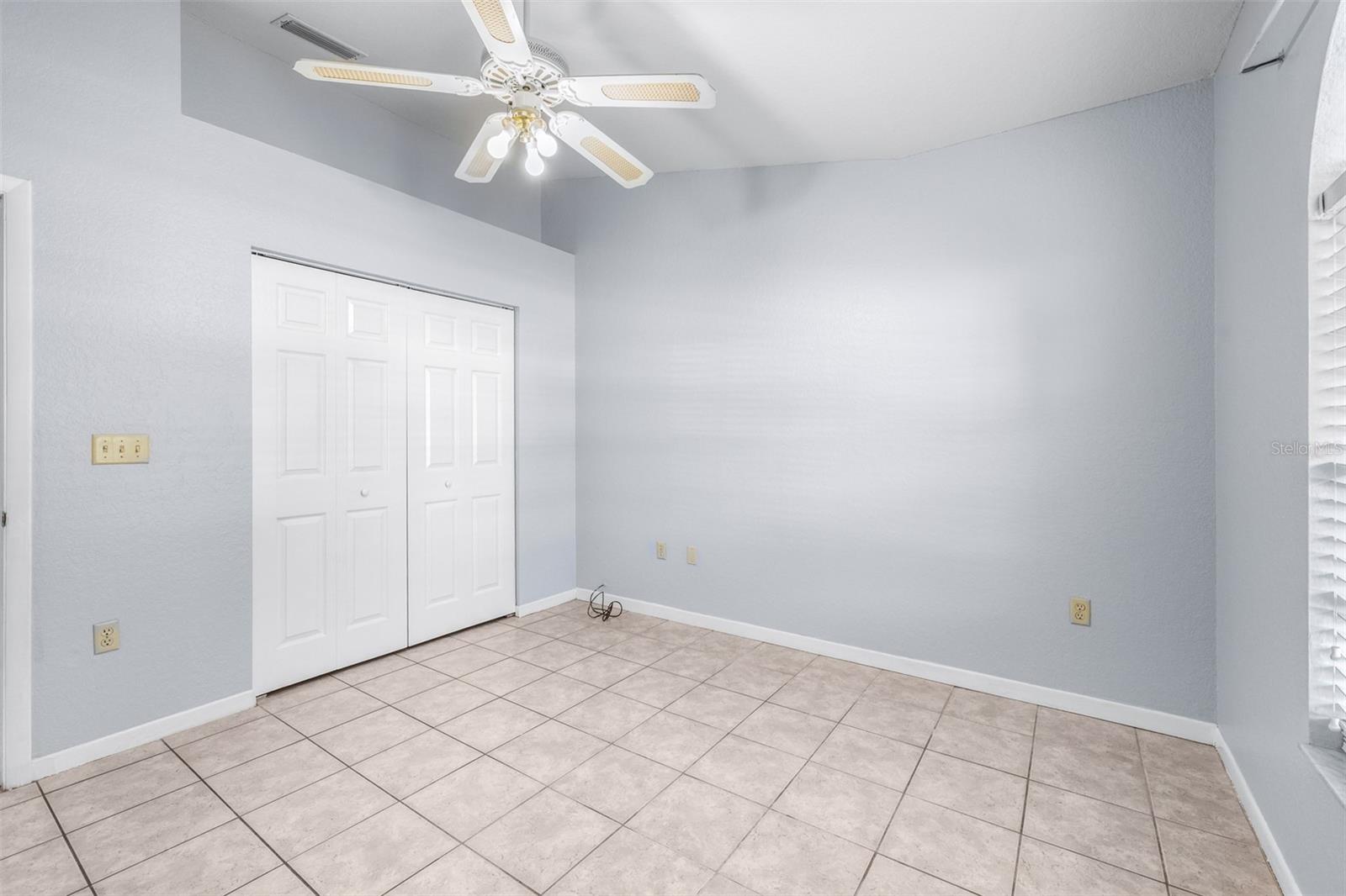 Listing photo id 48 for 714 Charlotte Avenue